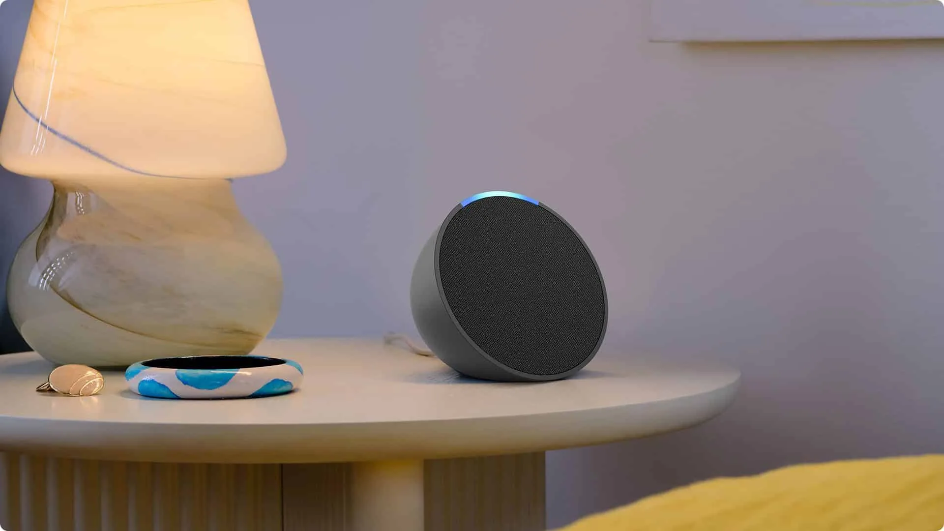 Echo Pop | Smart Speaker Compacto com Som Potente e Alexa Integrada | Cor preto - Imagem 2